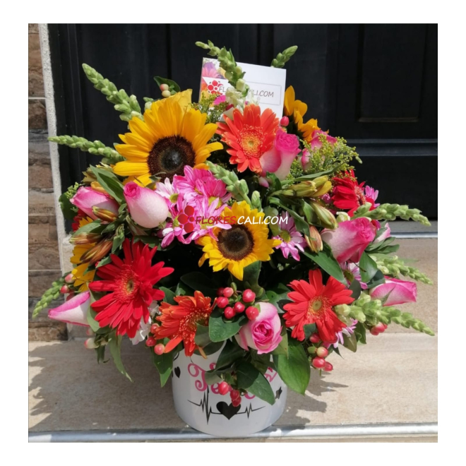 Cilindro floral surtido en cali