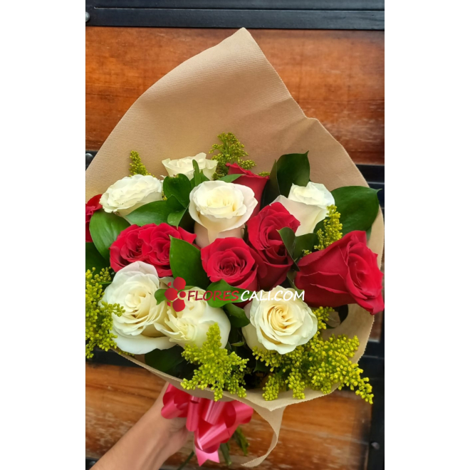 Bouquet rojo y blanco flores dia de la mujer cali