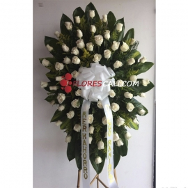 Corona fúnebre blanca 