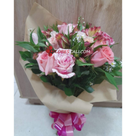 Bouquet rosa y astromelias en cali