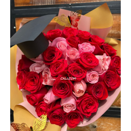 Bouquet corazon de rosas floristeria en cali