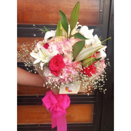 Bouquet pompom de flores dia de la madre cali